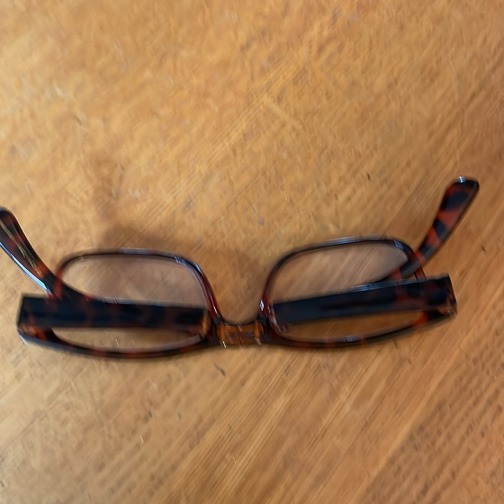 Tortoise Shell Glasses Frame - Picture 3 of 4